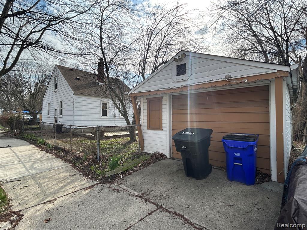 16910 Pembroke Avenue, Detroit, MI 48235 — Photo 49