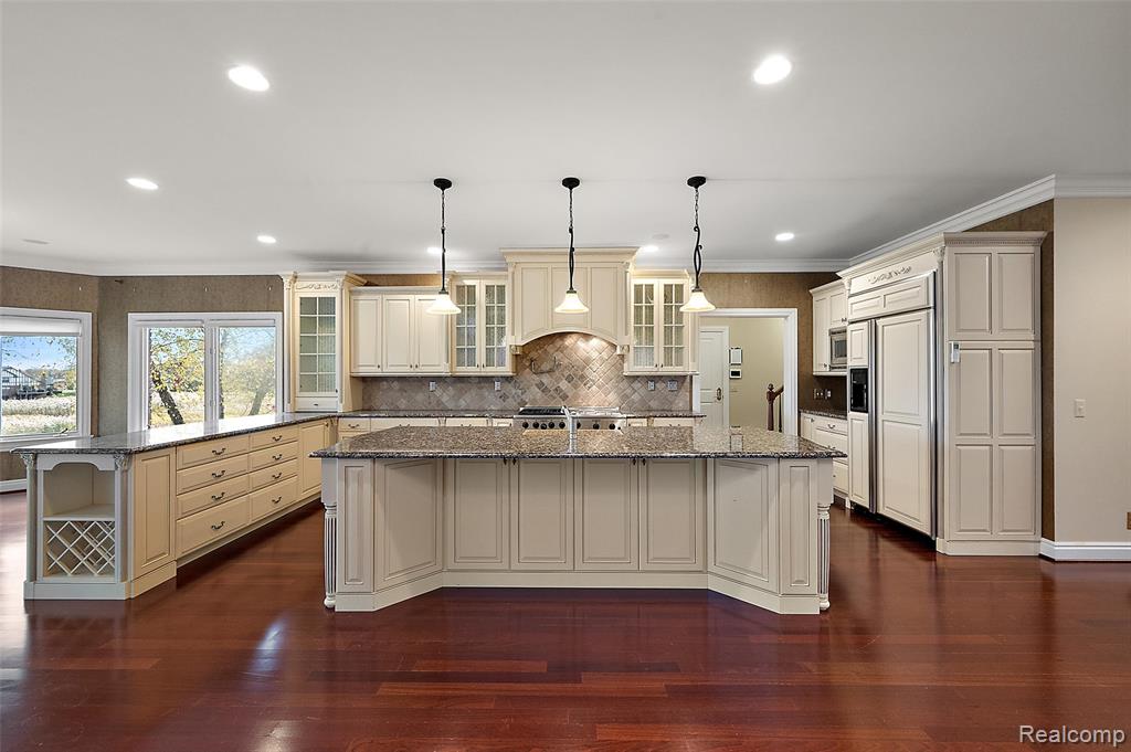83 Greenan Lane, Lake Orion, MI 48362 — Photo 29