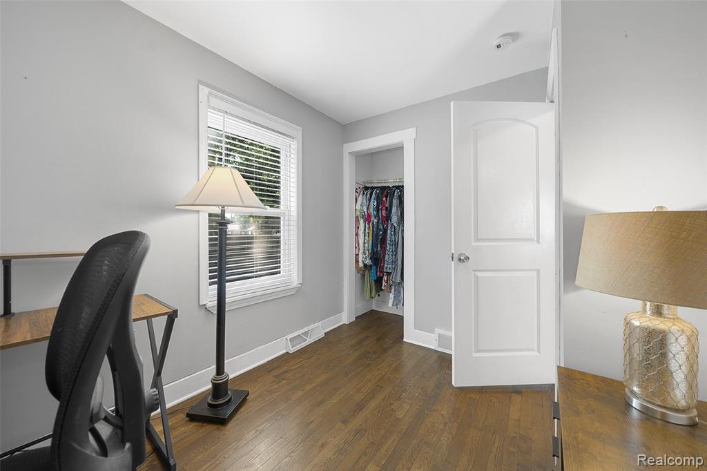 567 Roth Boulevard, Clawson, MI — Photo 14