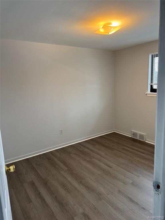 29270 TESSMER, Madison Heights, MI 48071 — Photo 8