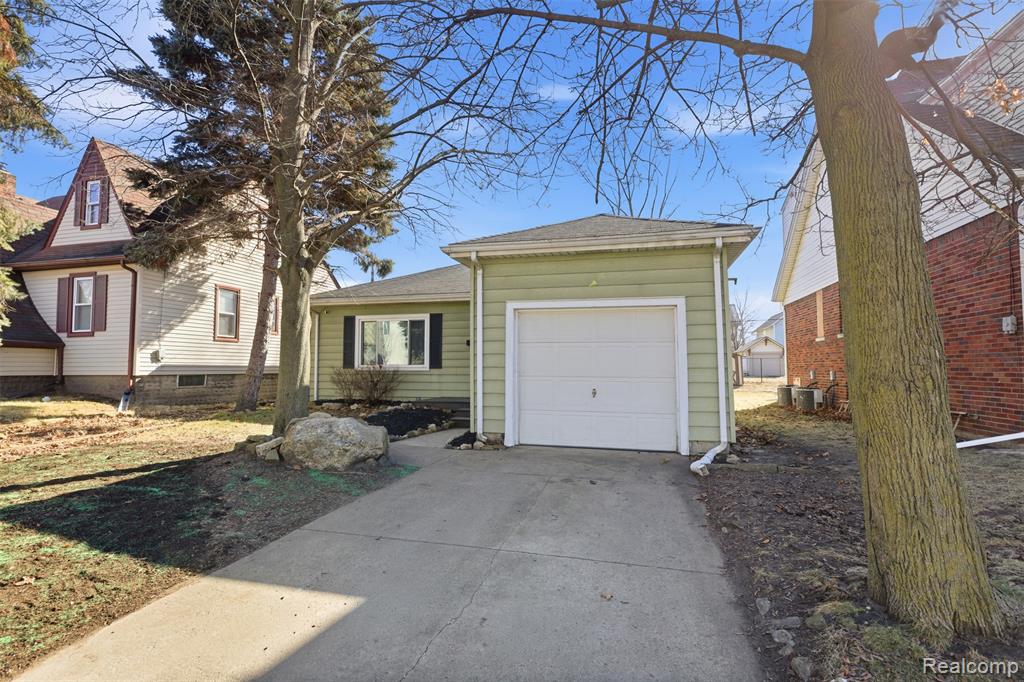 118 Michigan Avenue, Monroe, MI 48162 — Photo 3