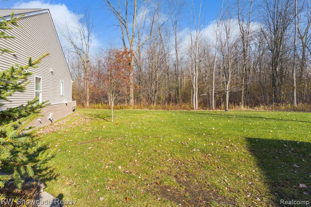 49714 Lakewood Street, 33, Macomb, MI 48042 — Photo 5