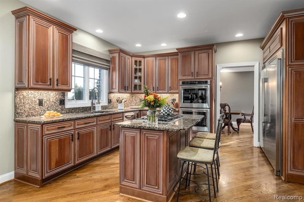 15316 BAY HILL Drive, Northville, MI 48168 — Photo 12