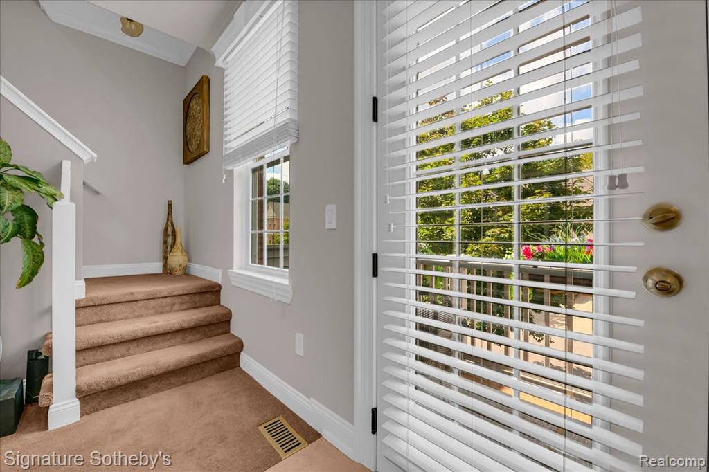 56624 Longhorn Drive, Shelby Twp, MI 48316 — Photo 5