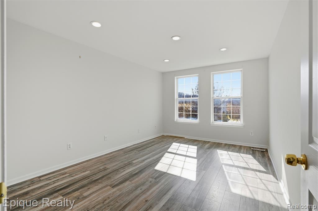 7858 Turrillium Lane, Waterford, MI 48327 — Photo 20