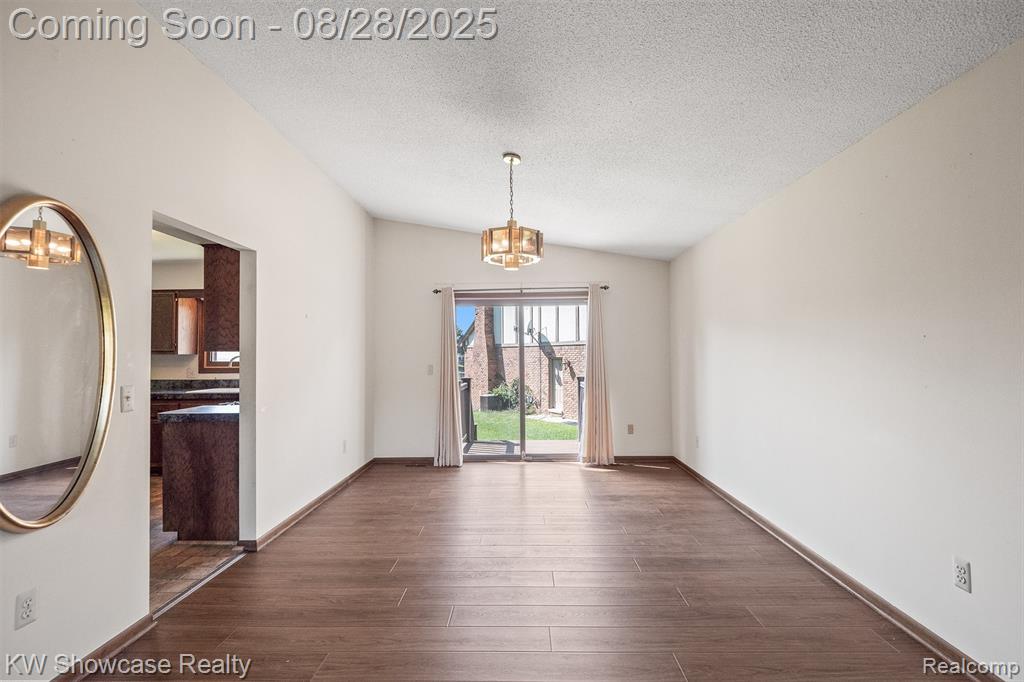 48150 Lake Valley Drive, Shelby Twp, MI 48317 — Photo 10
