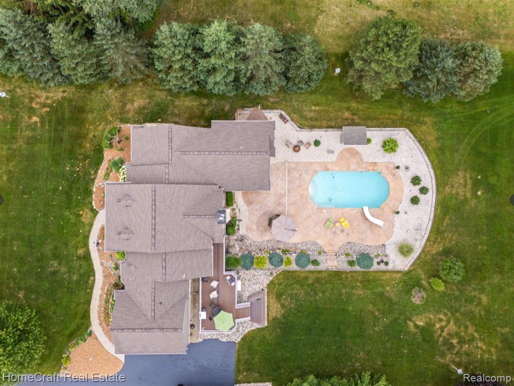 9123 SALEM FARMS Drive, South Lyon, MI 48178 — Photo 63