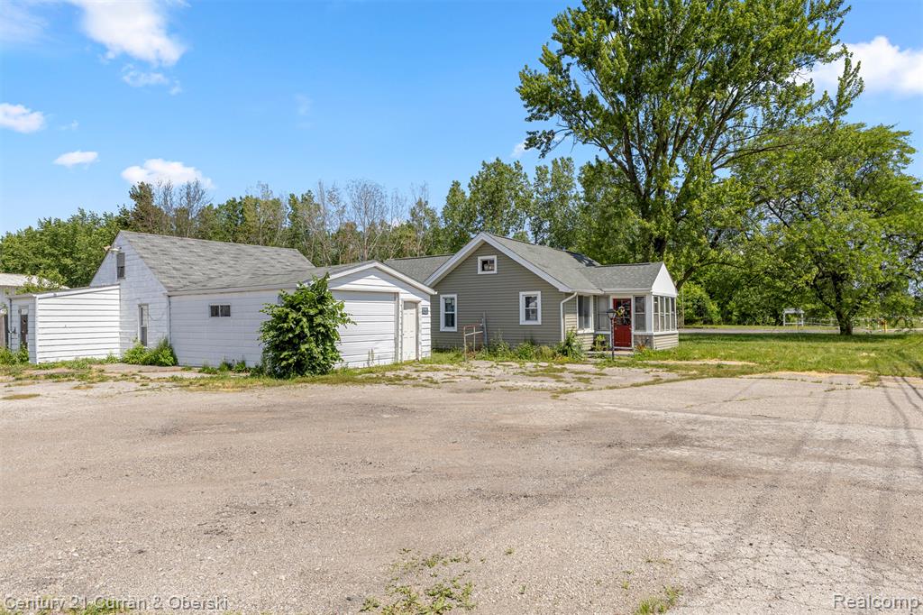 13011 TELEGRAPH Road, Flat Rock, MI 48134 — Photo 19