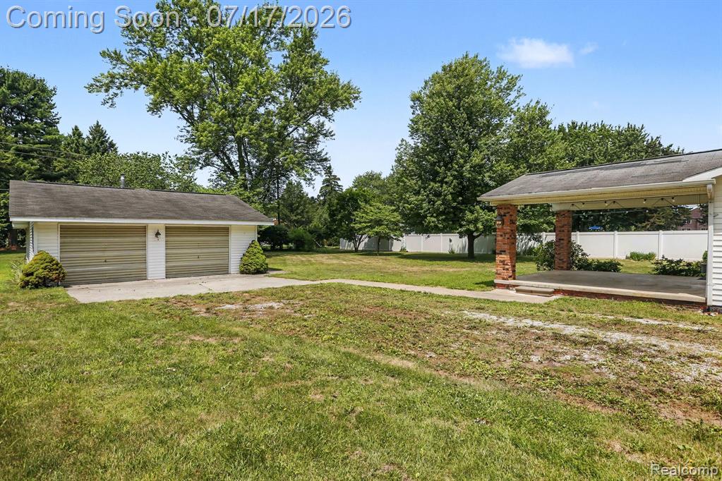 17450 Martinsville Road, Belleville, MI 48111 — Photo 19