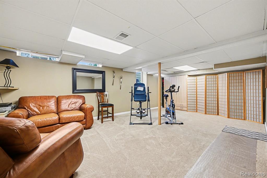 42942 Barchester Road, Canton, MI 48187 — Photo 22
