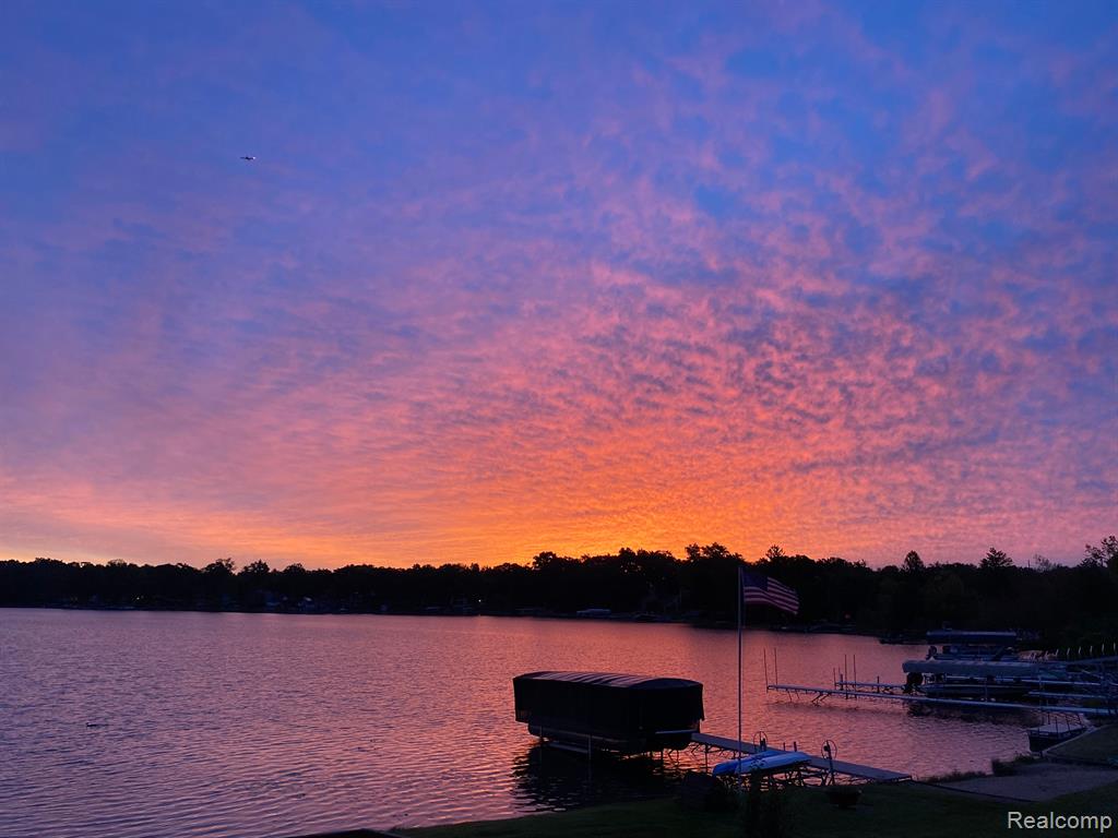 7322 MACEDAY LAKE Road, Waterford, MI 48329 — Photo 47