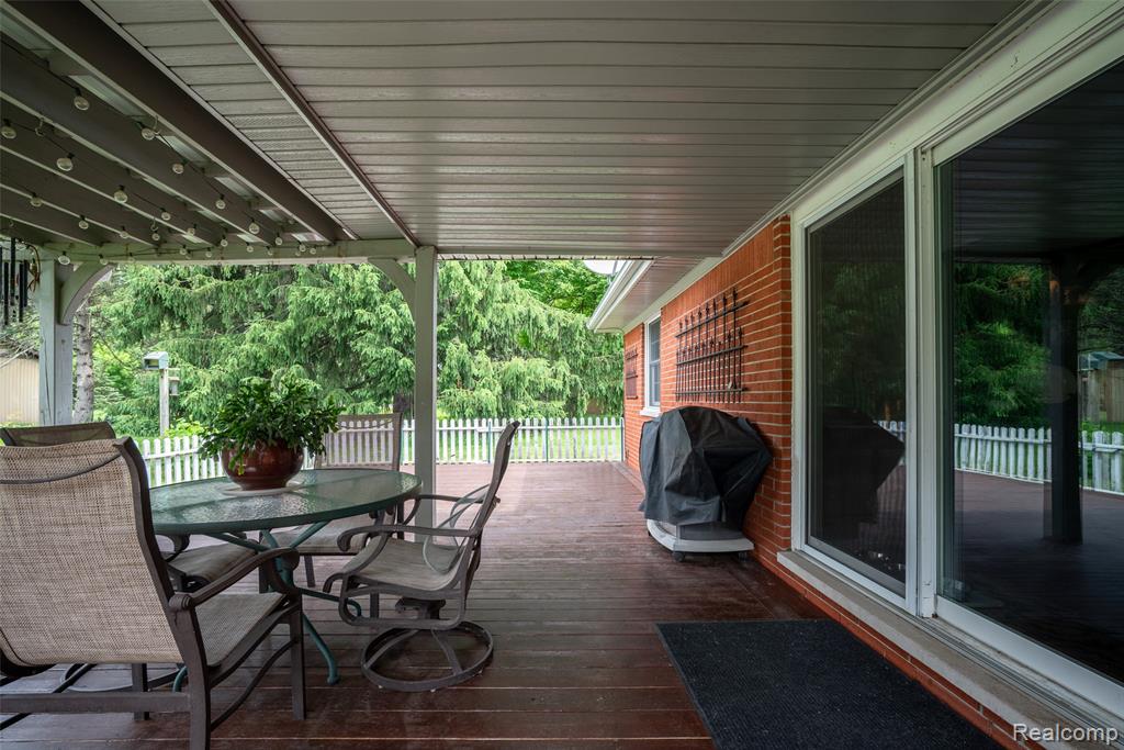 9404 River Road, Algonac, MI 48001 — Photo 25