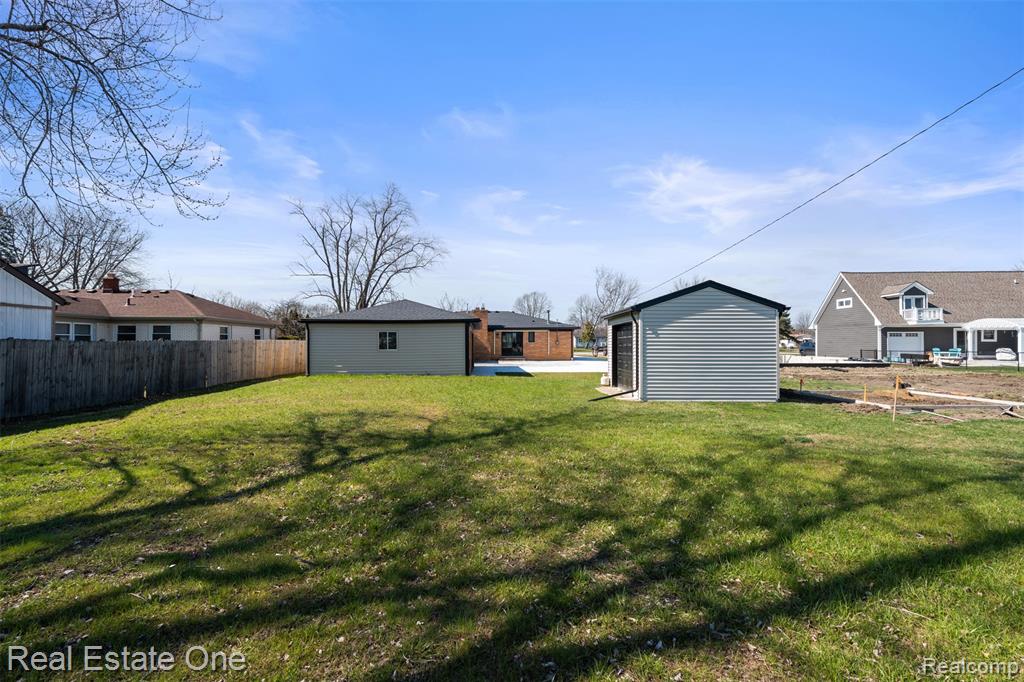 47900 Jefferson Avenue, Chesterfield, MI 48047 — Photo 35