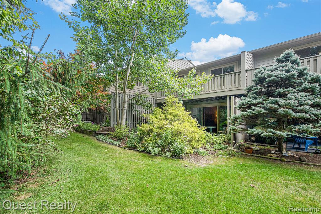 3123 LAKE HAVEN Drive, Ann Arbor, MI 48105 — Photo 25