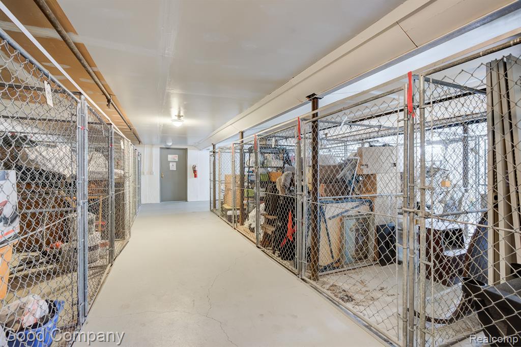 3421 HILLSIDE Drive, 4, Royal Oak, MI 48073 — Photo 18
