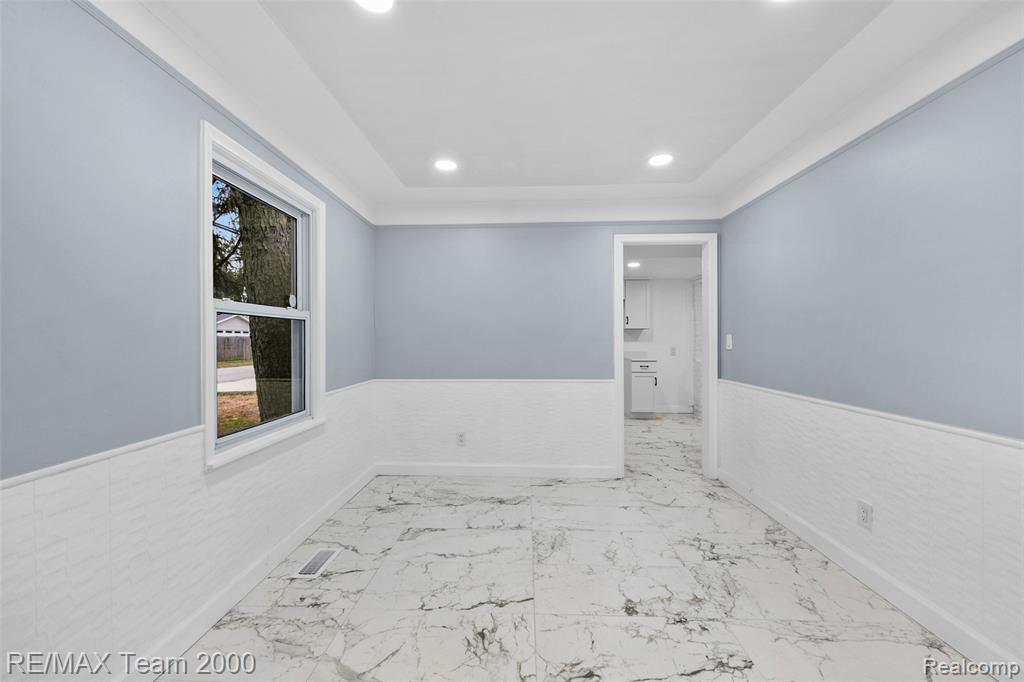 33101 Donnelly Street, Garden City, MI — Photo 10