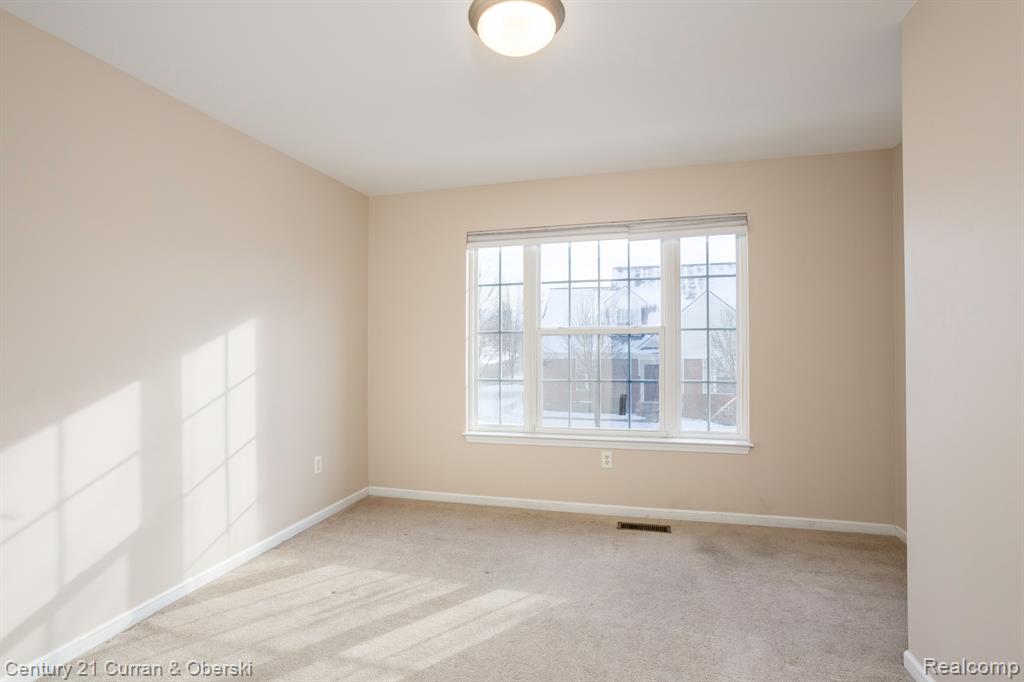 29428 Weston Drive, 124, Novi, MI 48377 — Photo 16