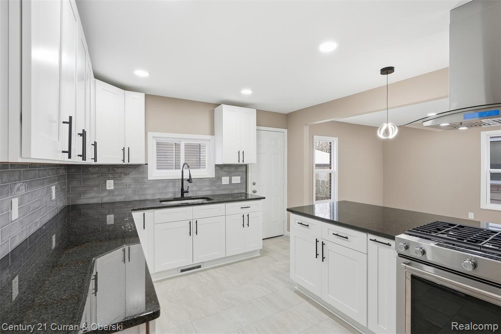 8063 Gartner Street, Detroit, MI 48209 — Photo 10
