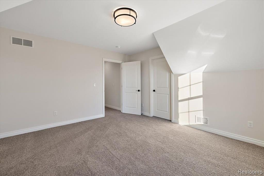 4075 Blossom Drive, Sterling Heights, MI 48314 — Photo 54