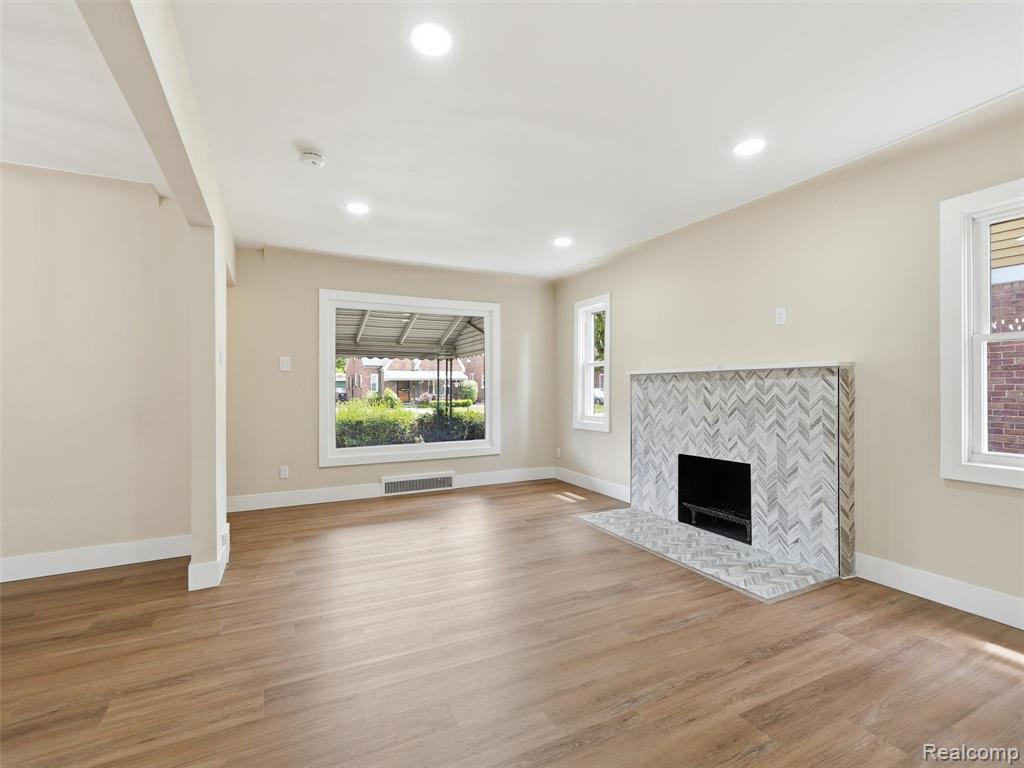 16835 Lesure Street, Detroit, MI 48235 — Photo 8