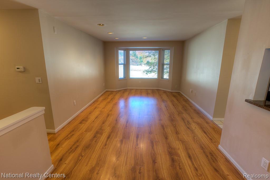 44800 Bayview Drive, Novi, MI — Photo 19
