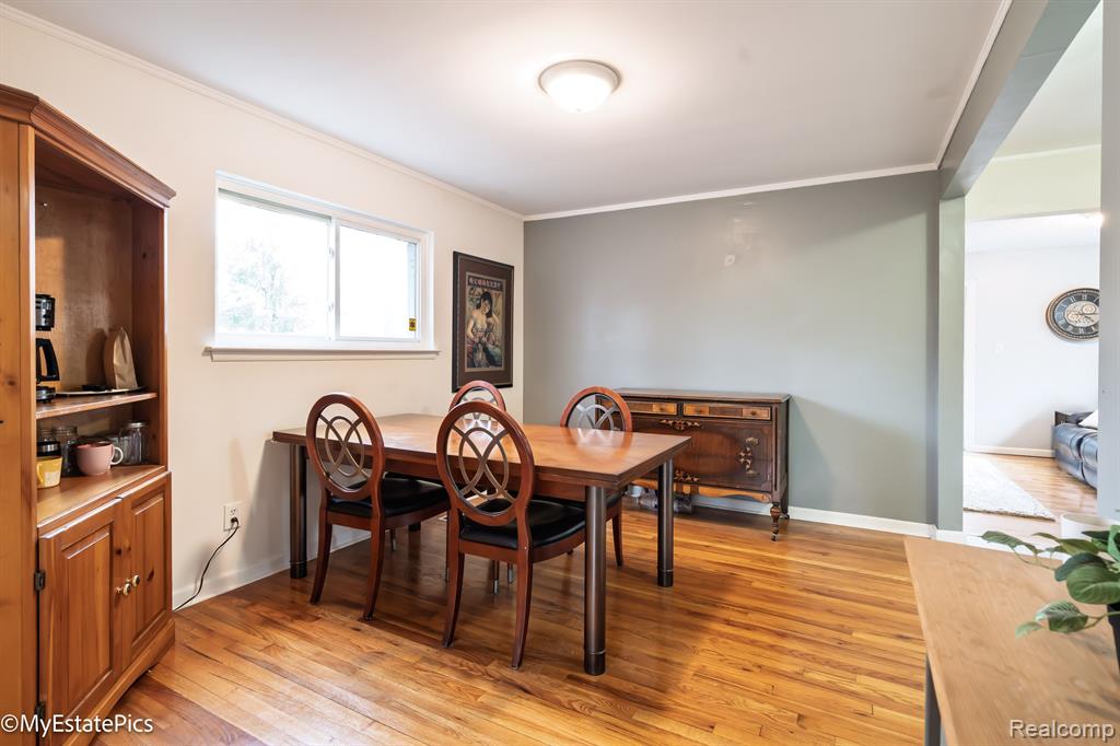 9912 AUBURNDALE Street, Livonia, MI 48150 — Photo 5