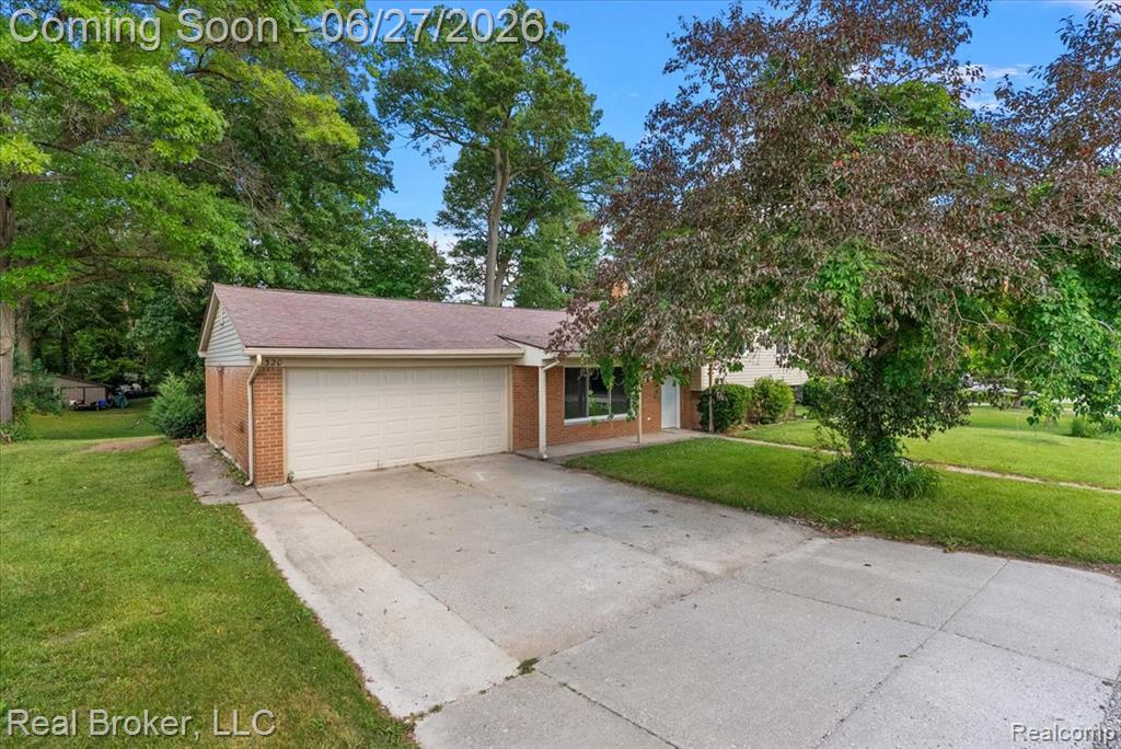 8320 Hillpoint Drive, Brighton, MI 48116 — Photo 31
