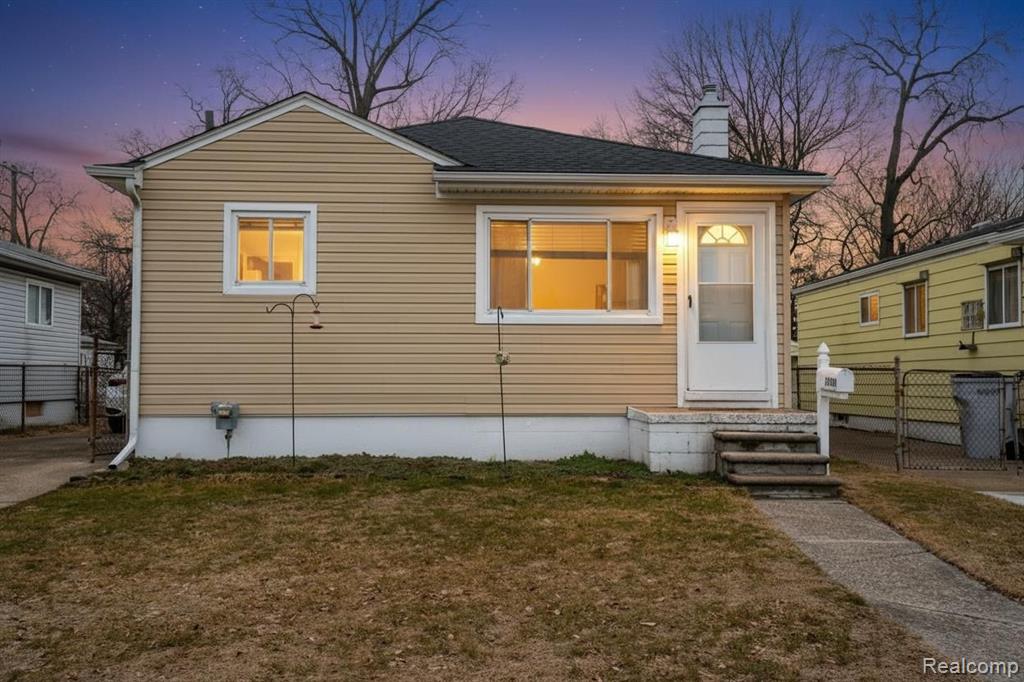 23360 Crossley Avenue, Hazel Park, MI 48030 — Photo 2