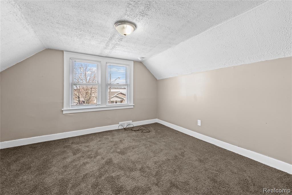 705 Cleophus Parkway, Lincoln Park, MI 48146 — Photo 20