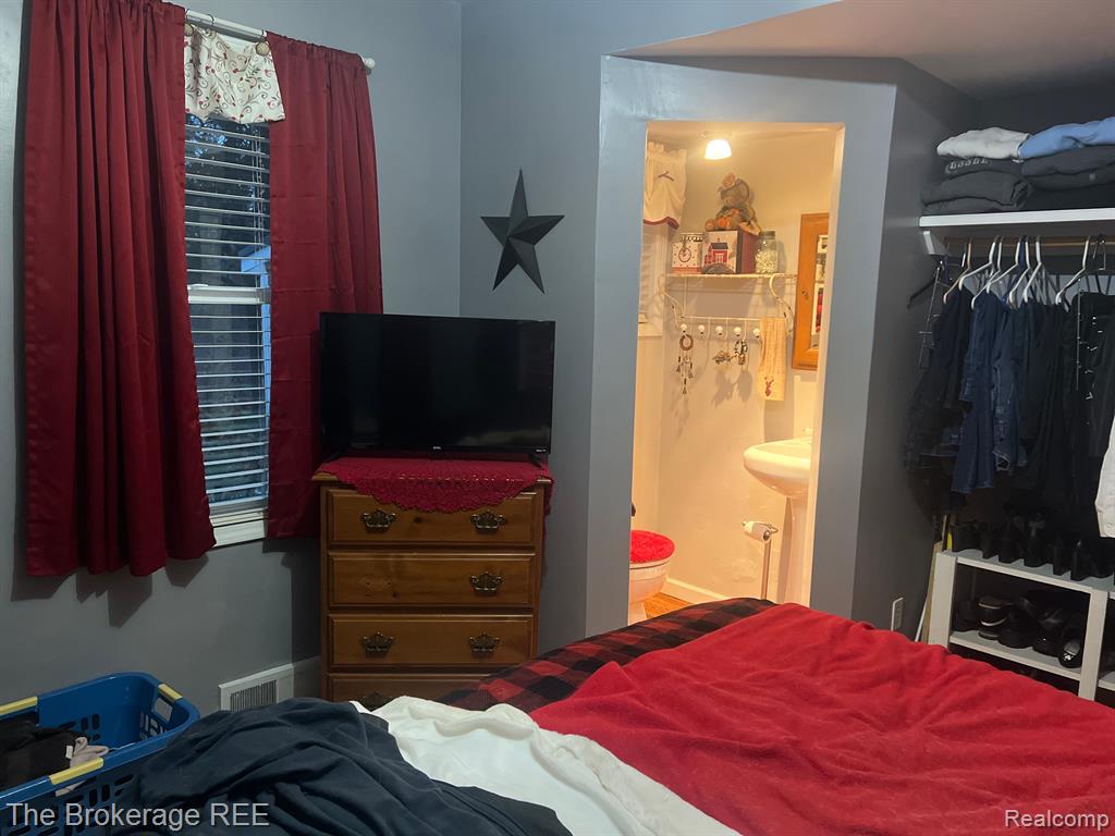 5432 GENESEE Road, Lapeer, MI 48446 — Photo 46