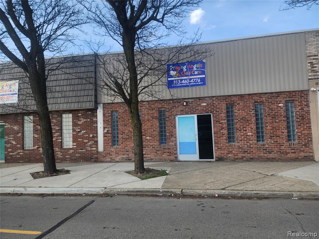 21548 Grand River Avenue - Photo 3