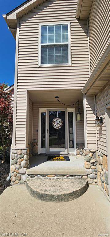 791 Milford Glen Court, Milford, MI 48381 — Photo 2