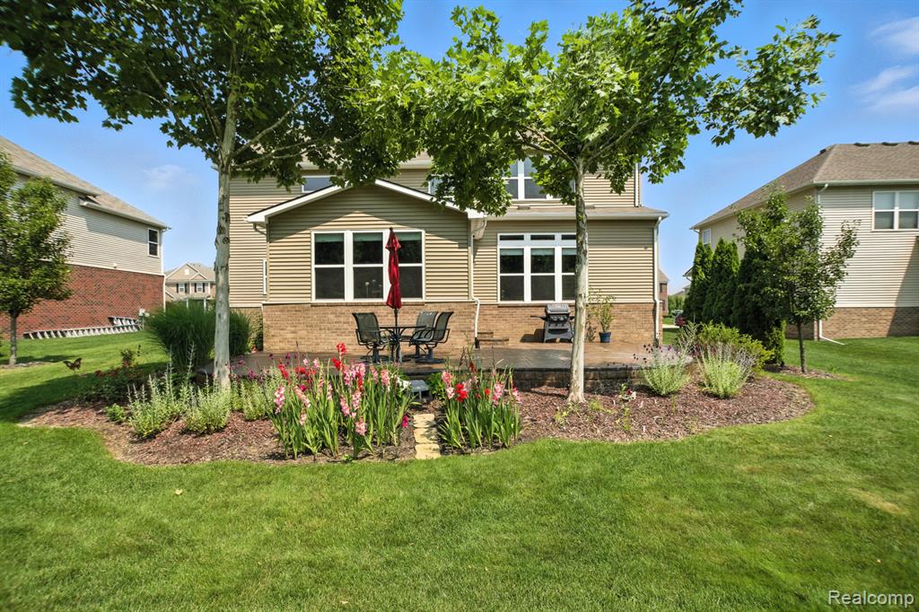 2066 Findley Circle, Lake Orion, MI — Photo 20