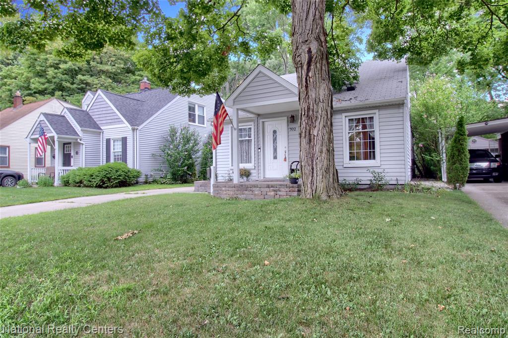 702 Royal Avenue, Royal Oak, MI 48073 — Photo 2