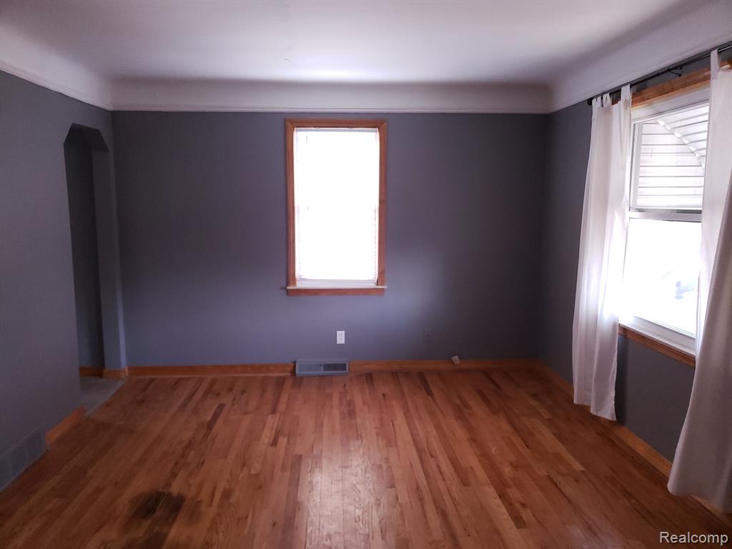 6849 LOZIER Avenue, Warren, MI 48091 — Photo 4