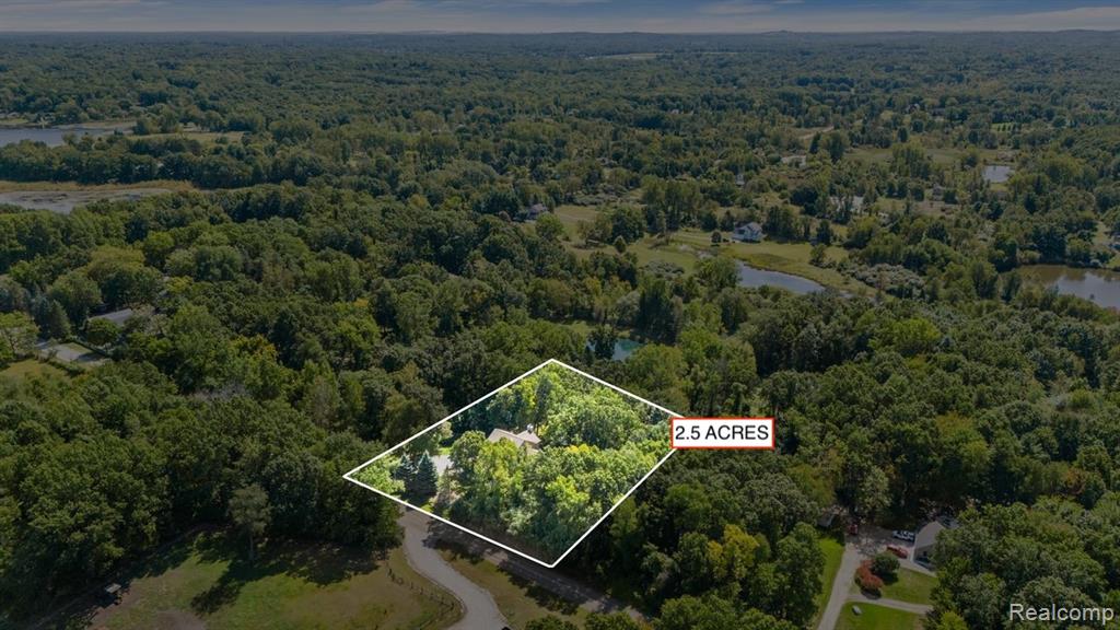 860 Galahad Drive, Ortonville, MI 48462 — Photo 50