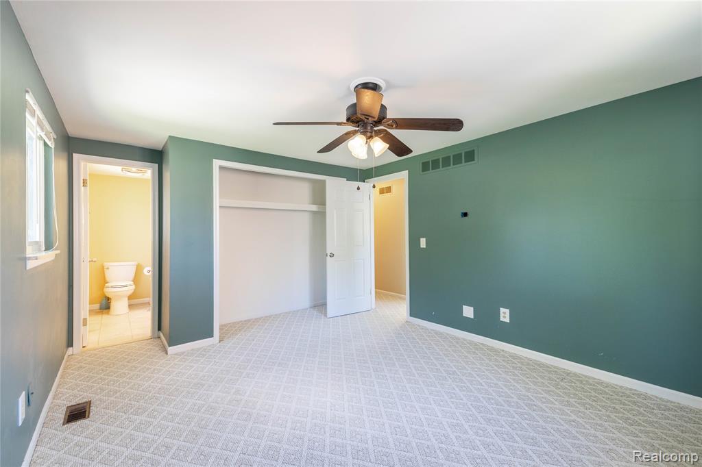 569 Hendrickson Boulevard, Clawson, MI — Photo 16