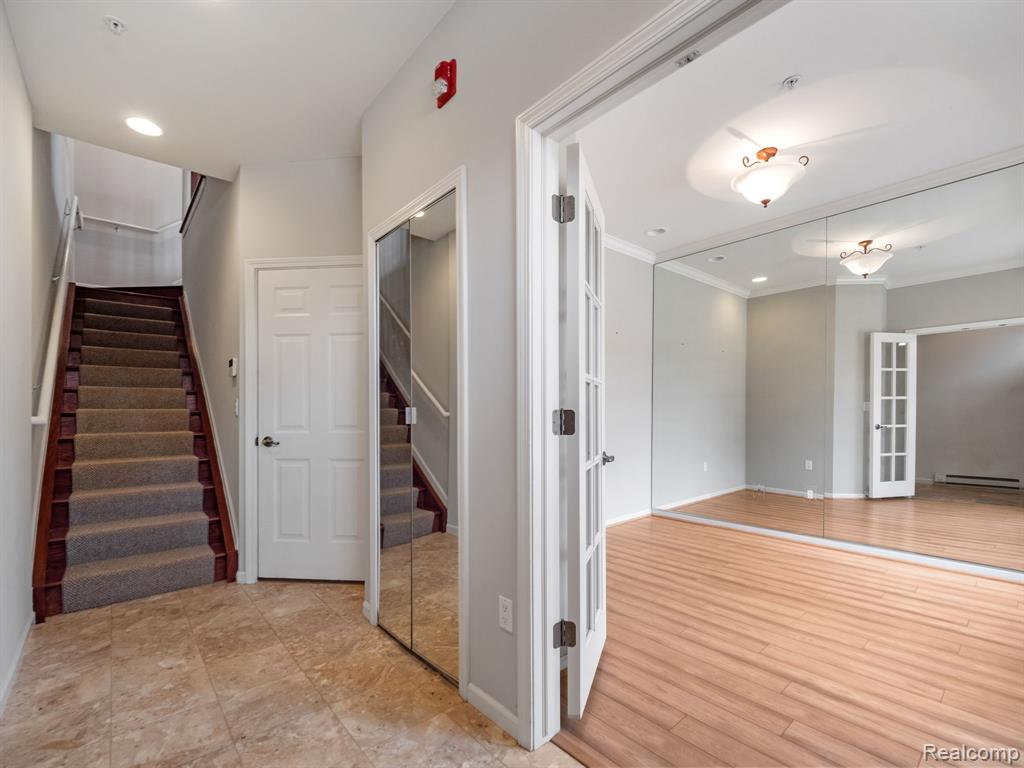 502 GRATEN Street, Birmingham, MI 48009 — Photo 22