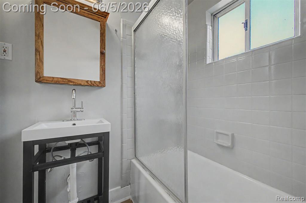 1301 E Muir Ave., Hazel Park, MI 48030 — Photo 14