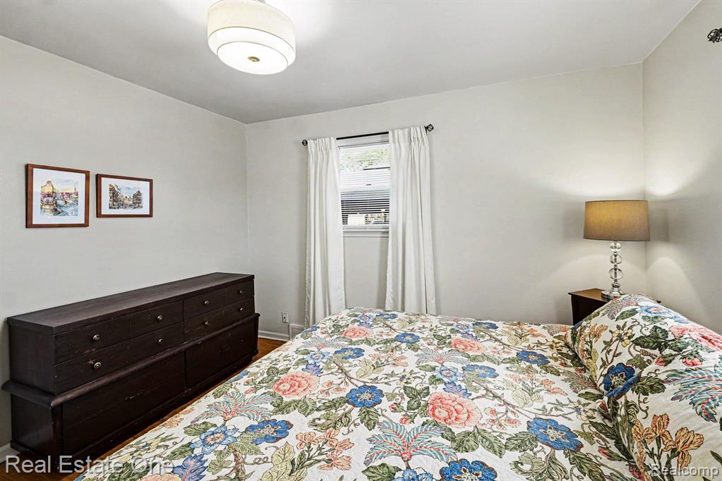769 Manordale Court, Milford, MI 48381 — Photo 12