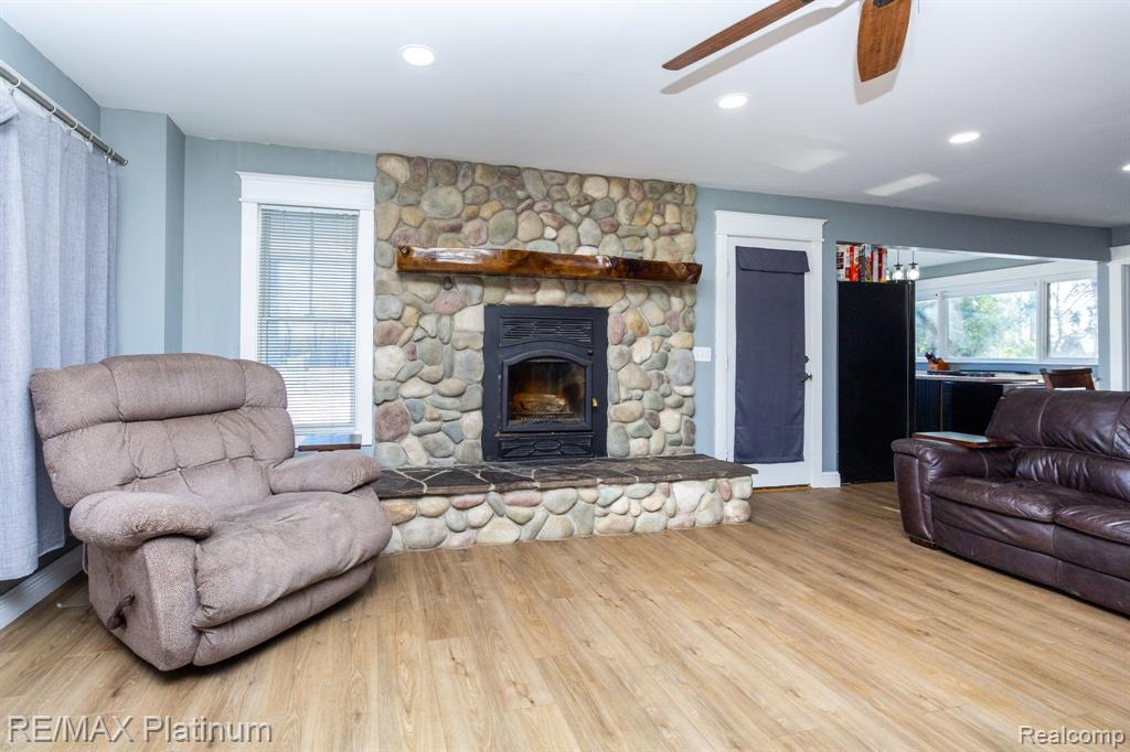 536 N CEDAR Road, Fowlerville, MI 48836 — Photo 10