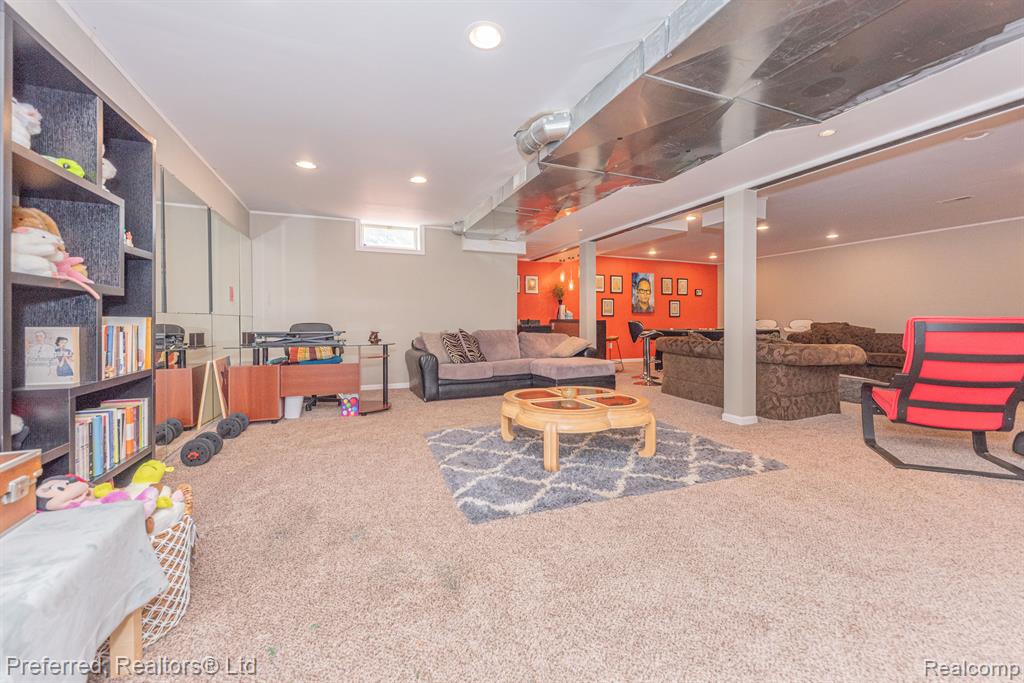 3104 SPRING HOLLOW, Ann Arbor, MI 48105 — Photo 53