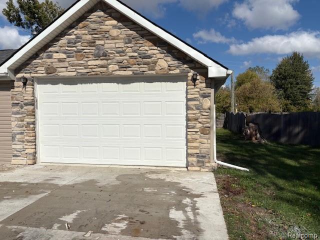 21230 Vreeland Road, Woodhaven, MI 48183 — Photo 20