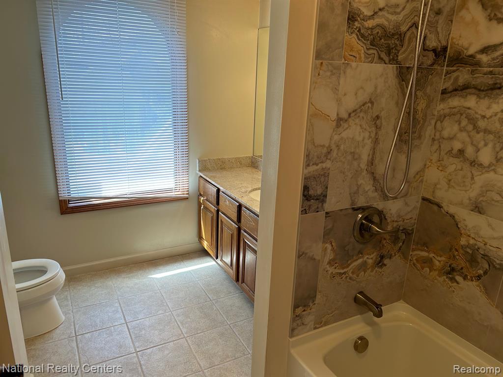 6572 RIDGEVIEW Drive, Clarkston, MI — Photo 18