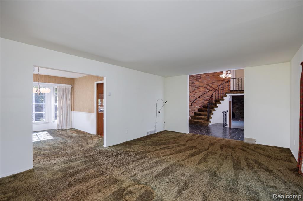 19646 Wilshire Boulevard, Beverly Hills, MI 48025 — Photo 7