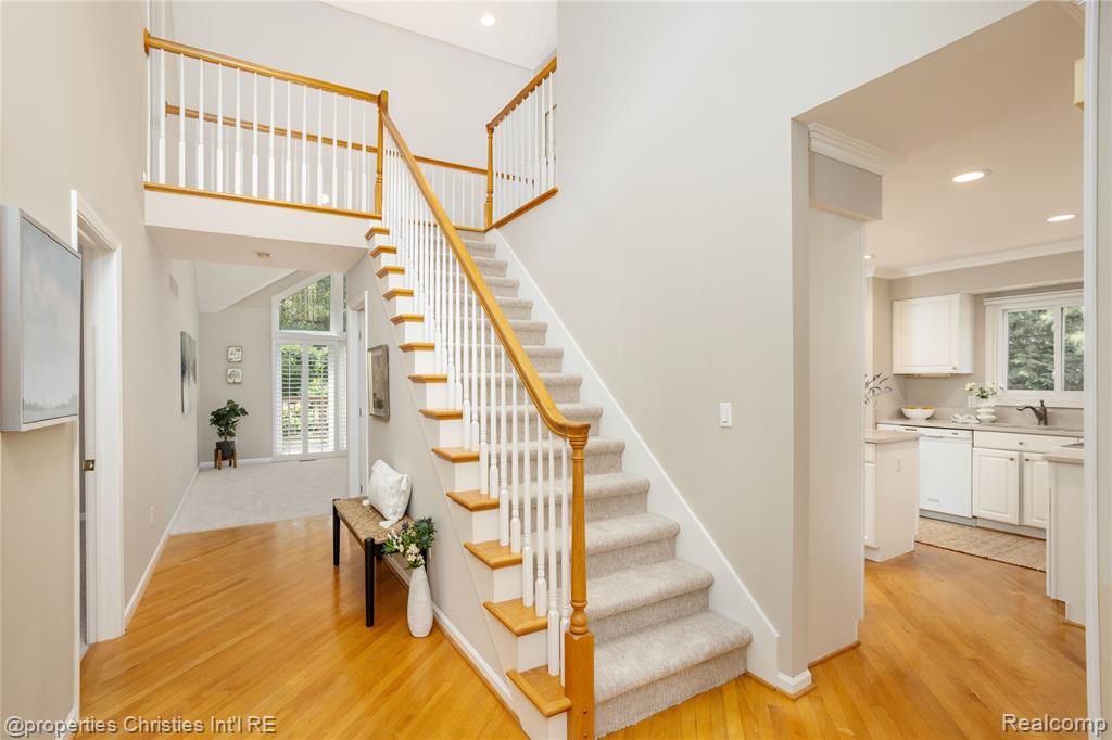 45330 Stonehedge Drive, 2, Plymouth, MI 48170 — Photo 6