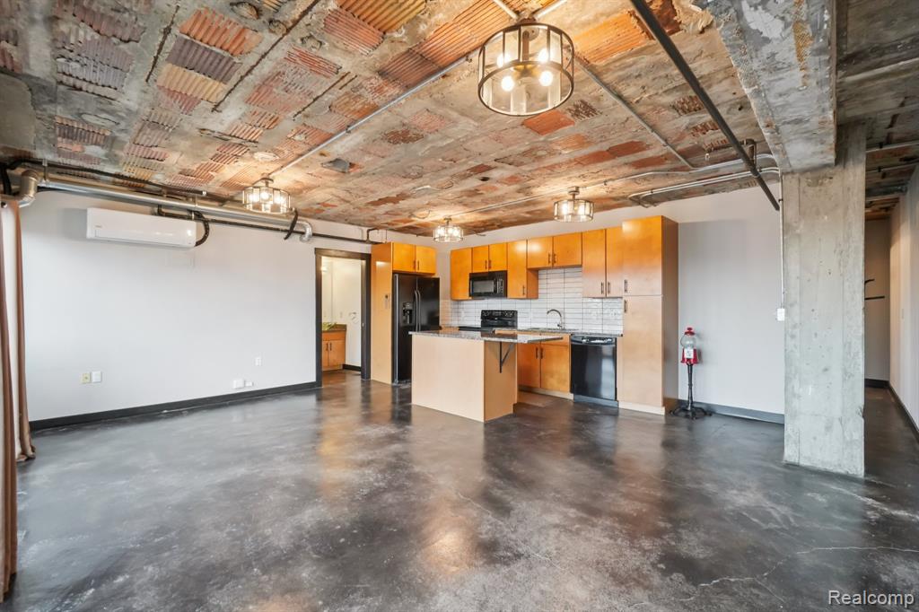 2915 John R Street - Photo 5