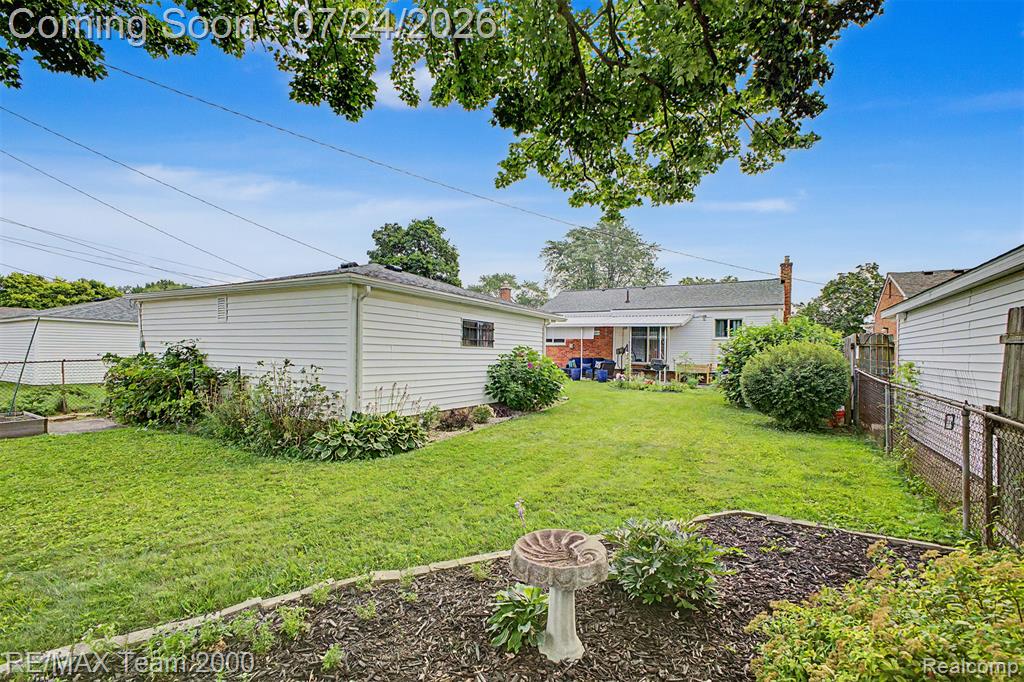 447 Gilman Street, Garden City, MI — Photo 5