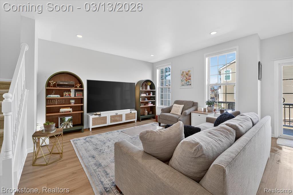 2721 S Spurway Drive, Ann Arbor, MI 48105 — Photo 8