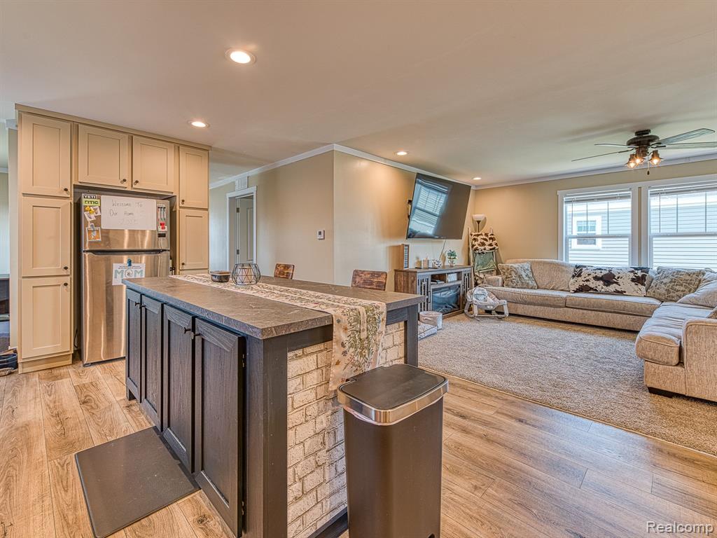 501 Washington, Belleville, MI 48111 — Photo 5